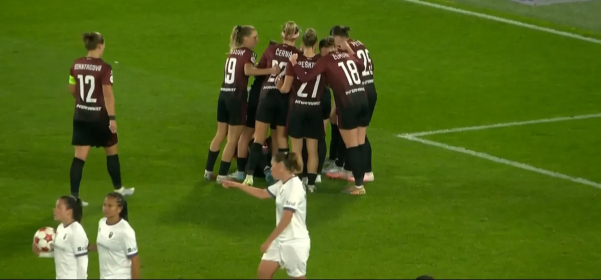 Golo aos 90+3' desarma o Torreense